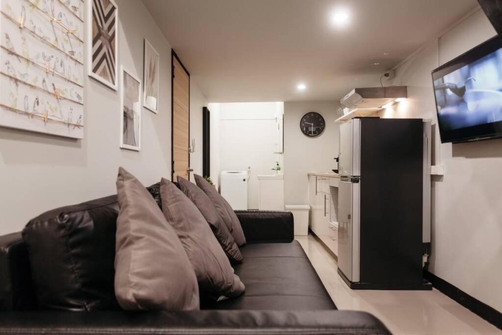 Apartamento S1 Large Duplex Silom 3 Beds, Full Kitchen Wifi Bangkok Exterior foto
