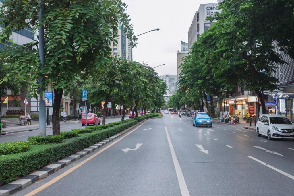Apartamento S1 Large Duplex Silom 3 Beds, Full Kitchen Wifi Bangkok Exterior foto